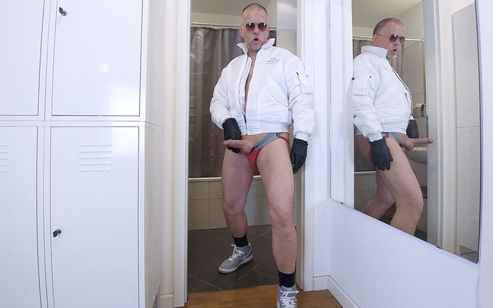 GERMANE_XL: Alpha sports hunk berlin 7 (bắn tinh Xl)