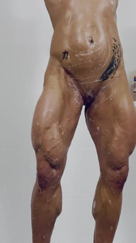 Kandy Flexes la duș