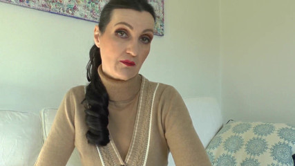 Lady Victoria Valente: 4 hodiny před svatbou na svetru nevlastní mámy, Lady Victoria...