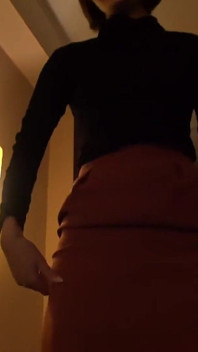 Beautiful Divorcee's Handjob and Her Most Captivating Pleasure Expressions -part.1