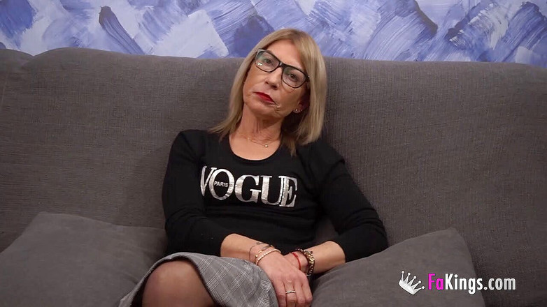 FAKings: L'Indiana est de retour ! Une belle-mère folle de sexe réalise...