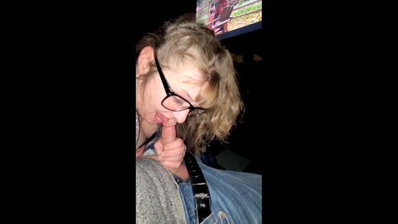 Sex underground for you: Introducing Shellbelle - The Porn Theater Queen