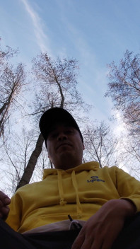 L'atletico sudato si masturba nella foresta mentre parla sporco - peloso, non circonciso e verbale (parte 1)