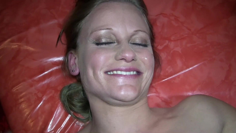 Pinkzilla Media: Lacy - total sperma dreckig teil 4