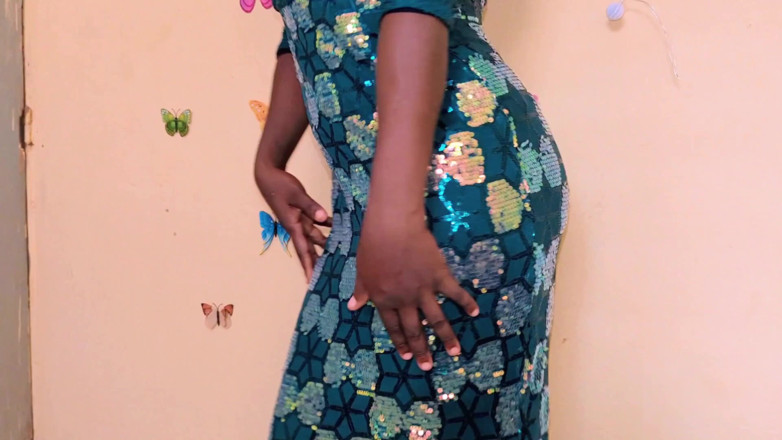 Jack Rick: Uma nova namorada, em um vestido fofo quer fazer sexo...