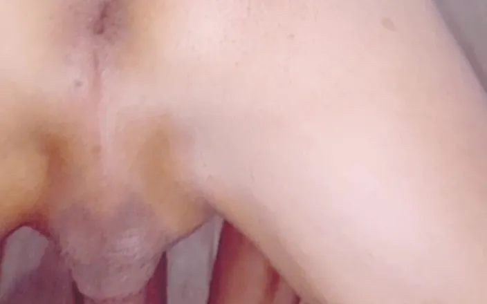 Franco2019: Young Man Under a Hot and Very Sexy Shower He...