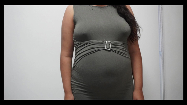 Anny Kitty: Soțul ei nu o mai atinge pentru că era însărcinată, așa...