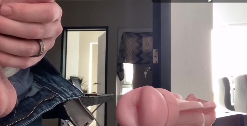 Dirty Talking Guy: Oyuncağımla sikişiyorum, derin sikiş oyuncağı dölleme