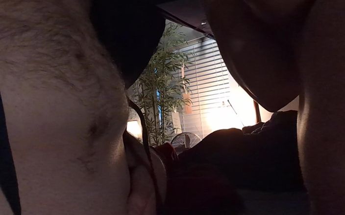 Always Fun No Pants: 热辣人妻和壮男约会前后