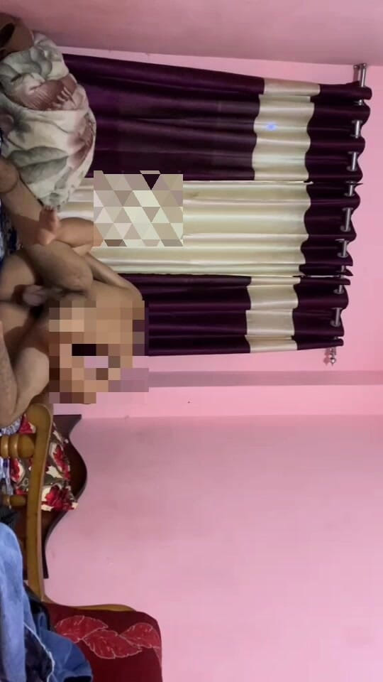 Himal: Nové nepálské video. Budo zahraničí Maja matky nemají nic co...