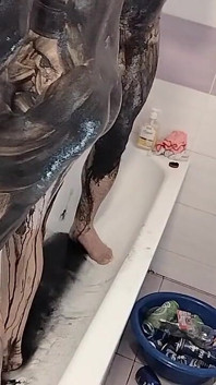 Amateur Couple Takes a Bath, Wife with Hairy Pussy, Big Ass, Big Tits.