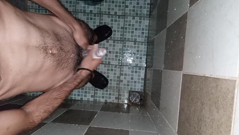 Cute boy jerks off: Nicaraguan Boy Jerks off Like He's in a Slap