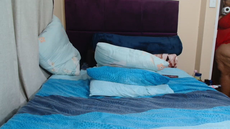 Legendary Booty Overdose: คุณทําให้ฉันน้ําหีแตกได้ไหม