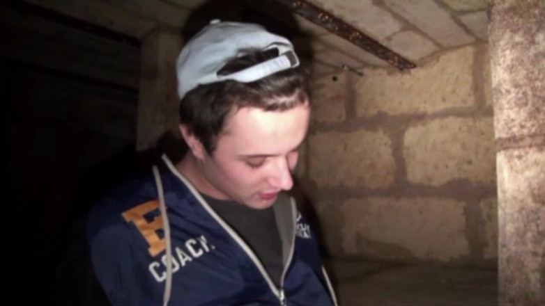 Crunch Boy: Feminat twink futut de cel mai bun prieten al său