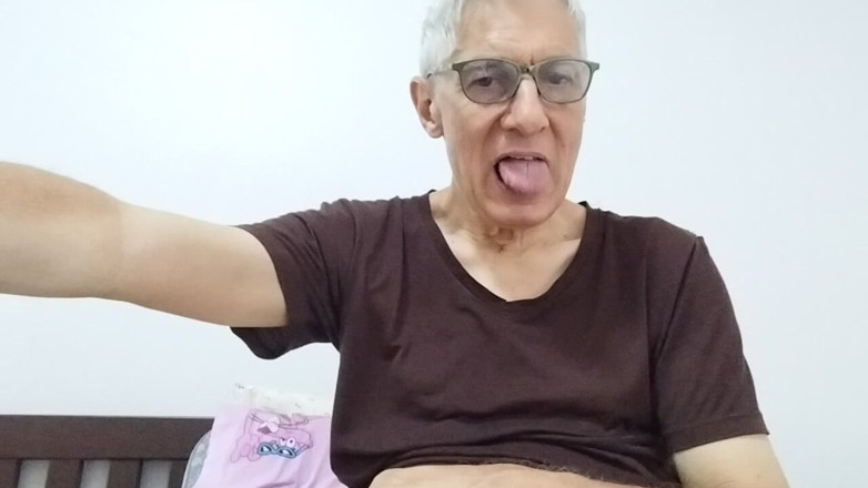 Big uncut hard cock: Tongue Shows Fuck My Big Cock