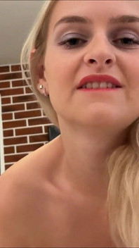 Titty-fuck with Horny Stepmommy