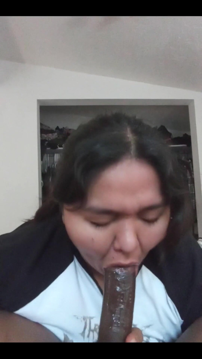 DeesDeepThroat: แช่งมันสุดฮอตนอกบ้าน น้ําแตกสุดเจ๋งจากสาว ๆ Single Shot Mild Zoom