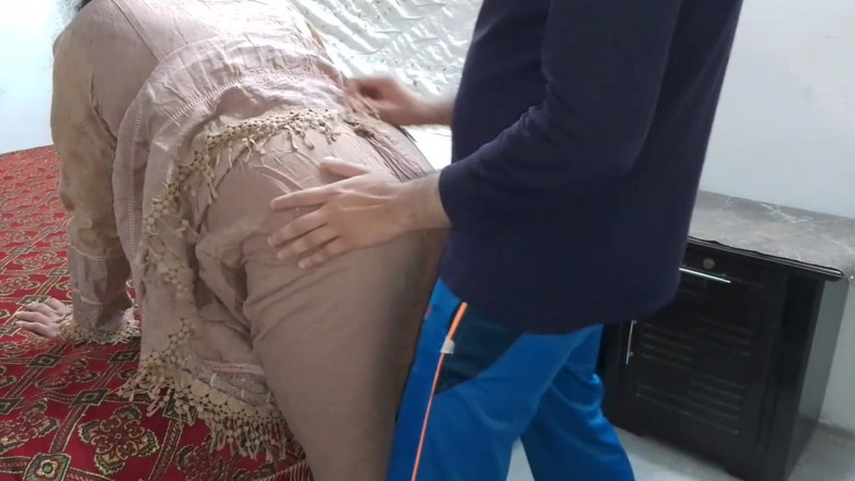 QueenbeautyQB: Stepmom Fucked While Fixing Bedsheets in Bedroom