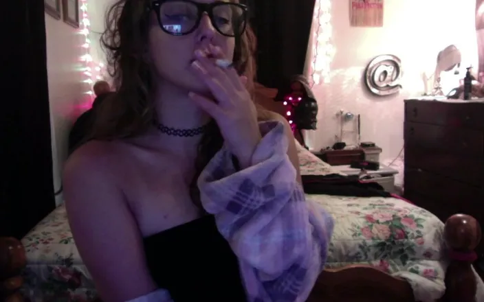 Alli Anderson: Cute Bored Smoking