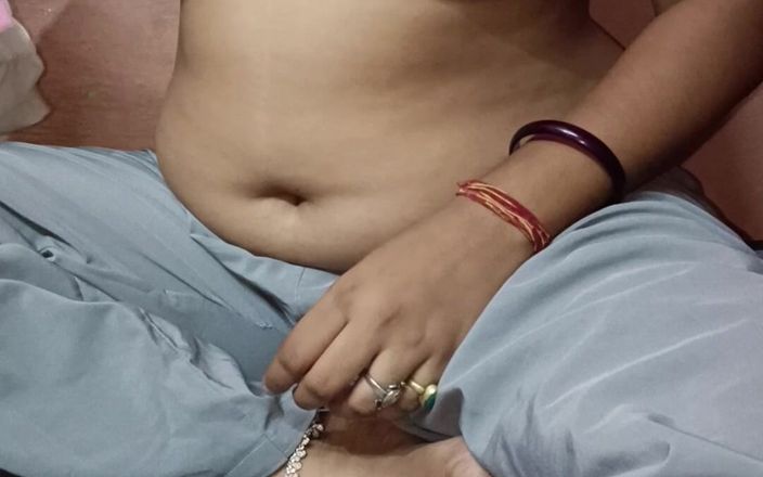 Poojakabir: プージャBhabhiおっぱいミルクショーフルヌードフルフェイス
