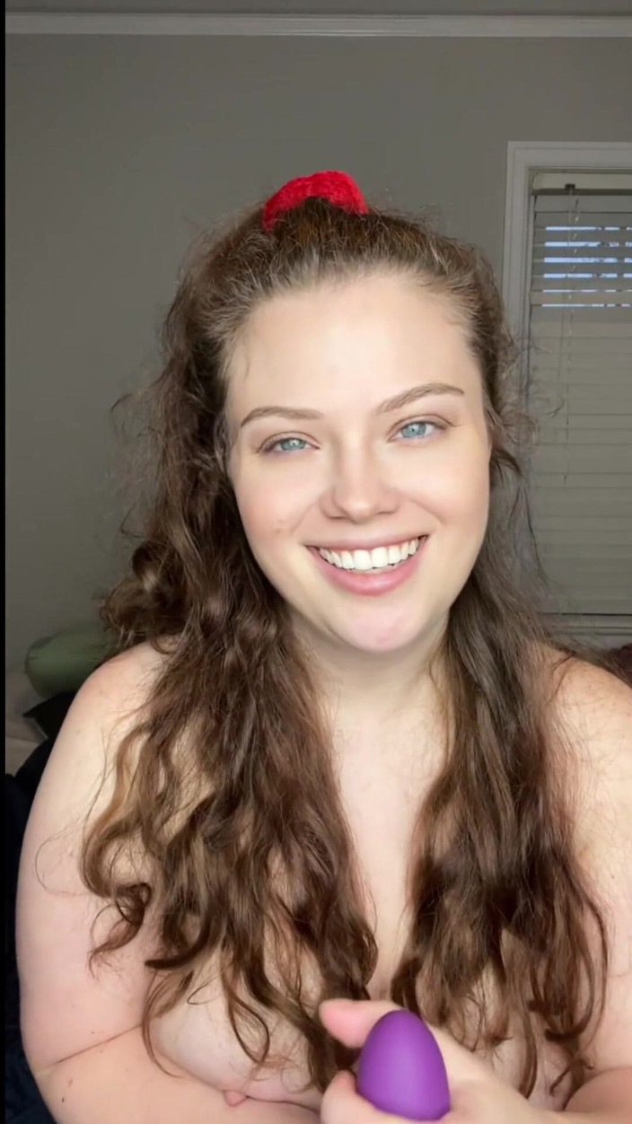 Dirtysecret: Madrasta Em Primeiro Plano: Comparando O Pau Enorme Dos Seus...