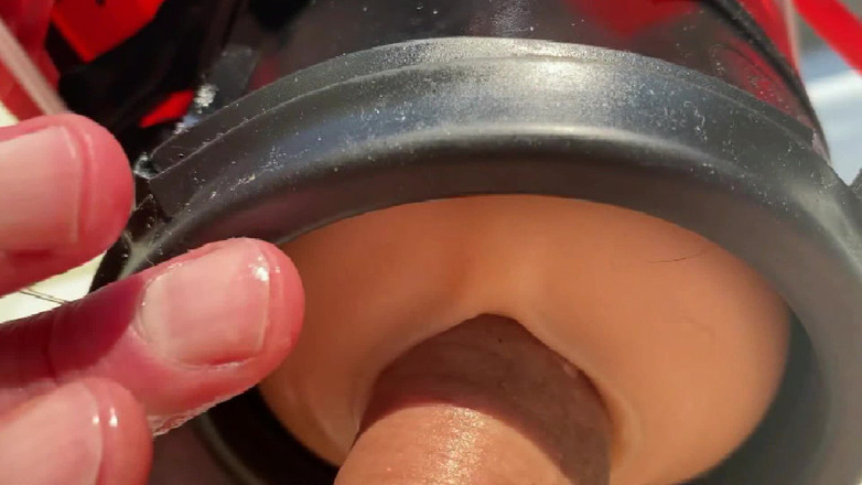 Lov2selfsuck: Outdoor Closeup Orgasm