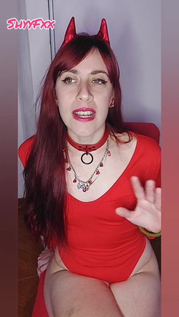 Tu Gauchita Argentina: Shyyfxx Caught Having Sex! My Most Embarrassing Experiences Ever Told!