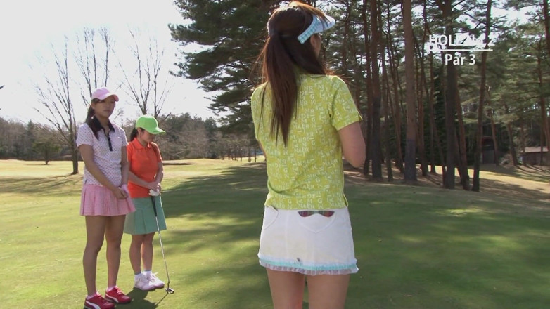 The Asian Sports: ザーメンのカップルと引き換えにゴルフレッスン