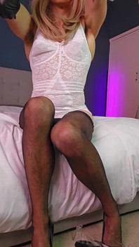White Corselette & Fully Fashioned Punčochy Škádlení
