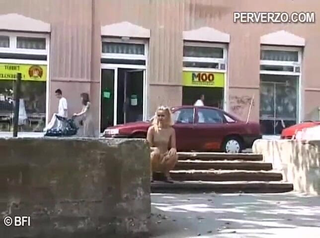 Pissing Girls: Piscio all'aperto vintage - DVD