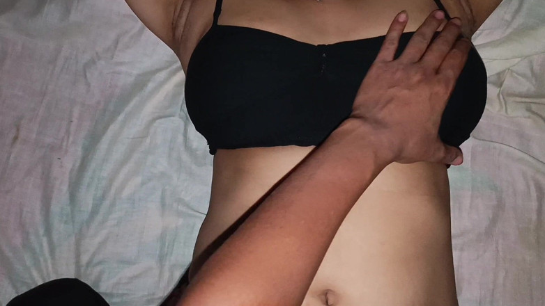 Hot Sudipa: Bengali bonita com tesão village bhabhi, me chamou à noite 1h em...