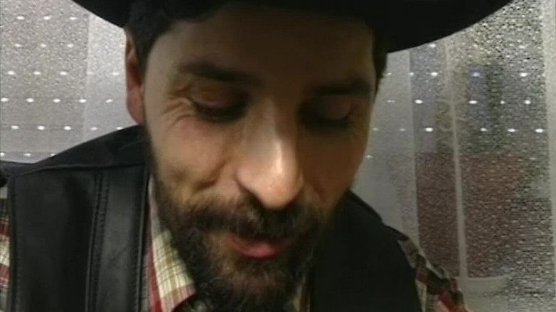 VHS-Vixxxen: Ее лицо говорит ой, когда он входит в ее.