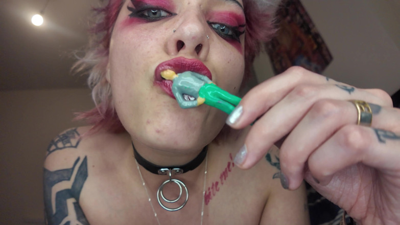 Glitterqueen1999: Мой сократился сводный братец