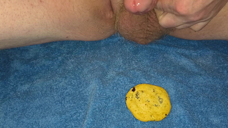 Player026: Cookie cumshot