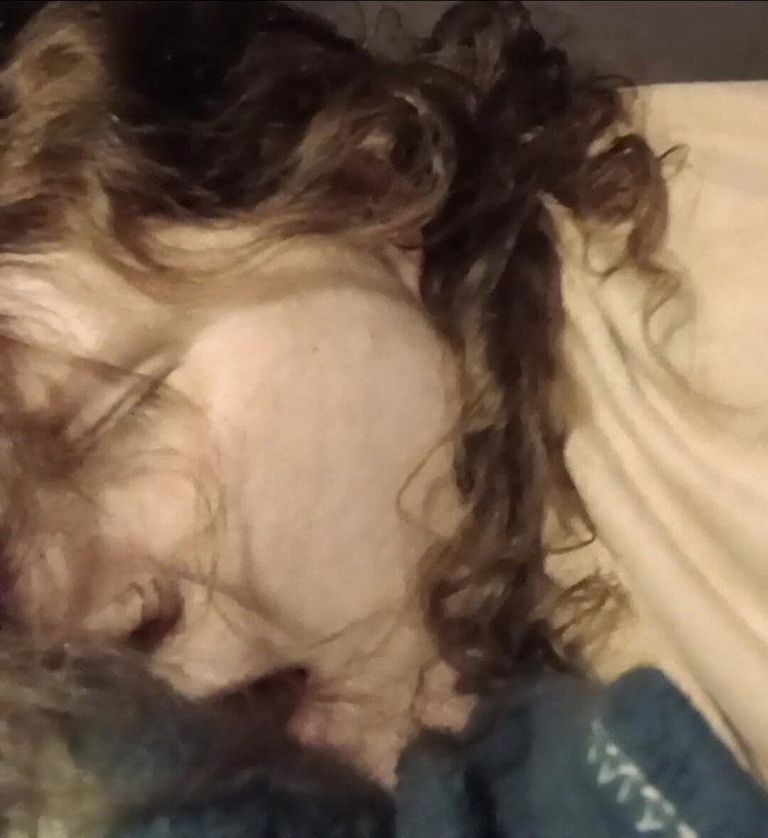 Skybay: Anisleigh Williams se fait baiser en levrette en gémissant pour...