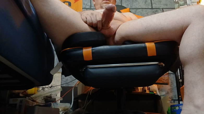 Jericho Cross: Jericho Cross Fingers Zadek a Cums
