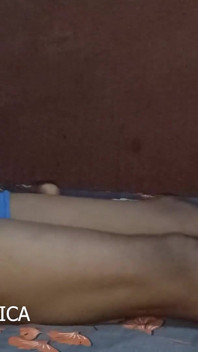 hotal men ajib tarike se aphriki kamsin amira ki chudaee Room.mp4