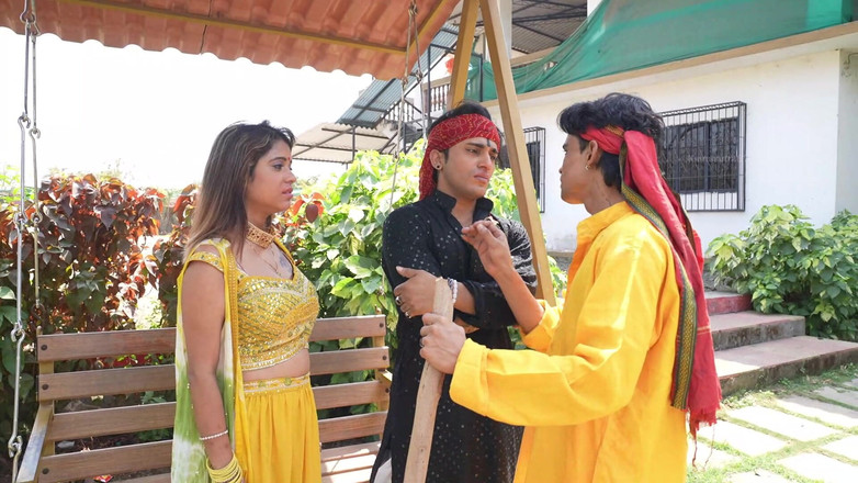 Kamasutra61: Hlava vesnice ošukal svou paní a dal mu ptáka do...