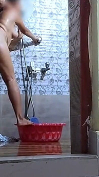 Bathroom Bhabi Apni Husband Ke Sath Chudai Ke Bad Devar Ake Chodne Laga