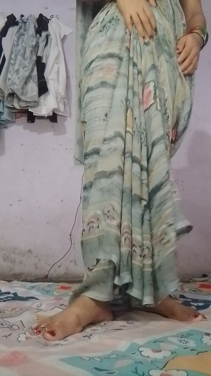 Kaambali: Gadis desi masturbasi colok