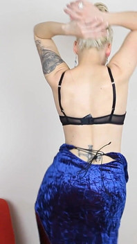 Elle B - Blue Velvet