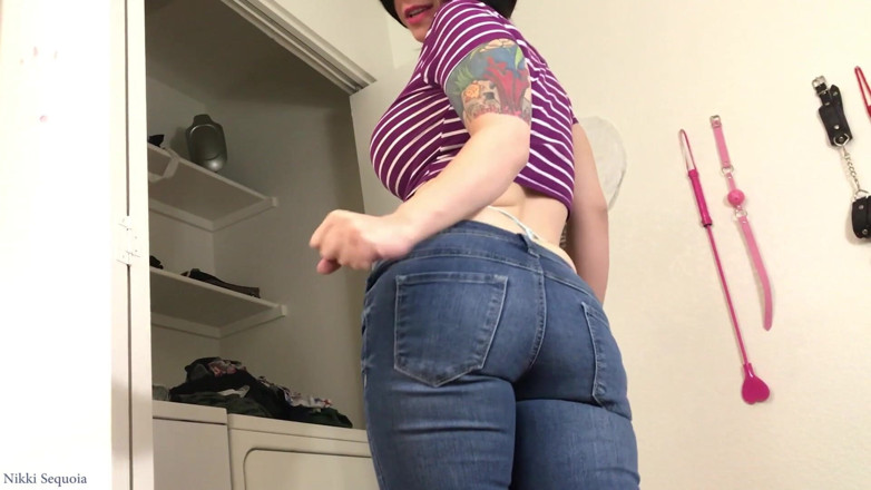 Nikki's Fetishes: Matrigna jeans istruzioni per