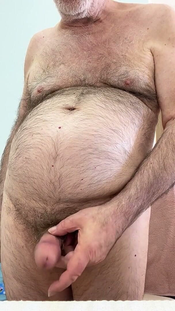 Coach Karl Nipple Stiffy Time Pt 1 7400