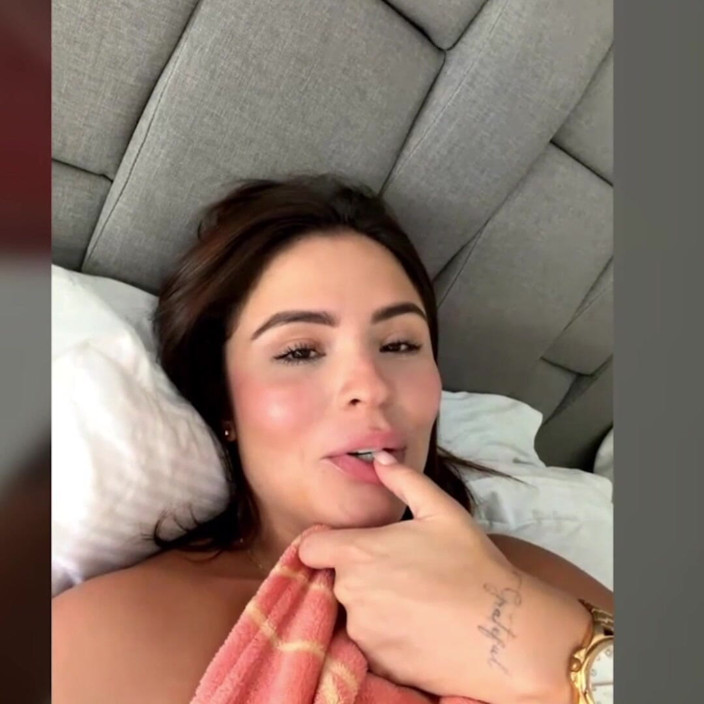 Ayumi Hall: Aku cuma pengen dientot, dan aku suka banget ditonton di...