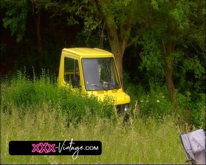 XXX-Vintage: Анальна розвага, яка любить природу