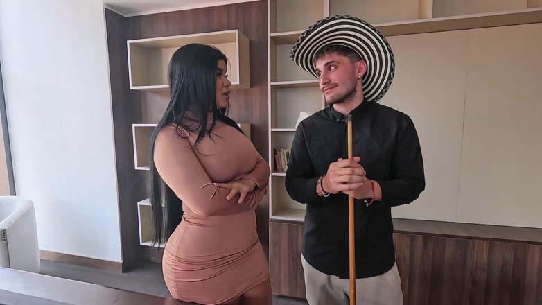 Papi Rodriguez: Sexy Colombiana Scopa L'hojo Del Capo, Si Fa Ingannare Il...