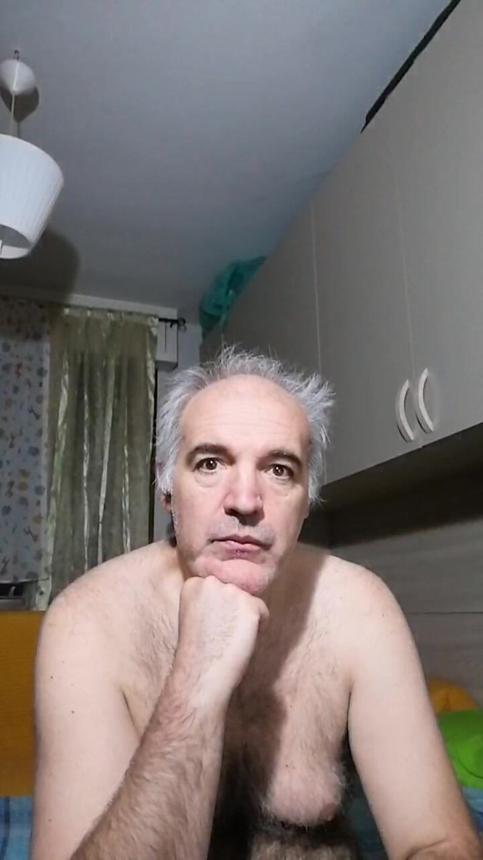 Setesesso7: Un rapide avec un gros jet de sperme dès que...
