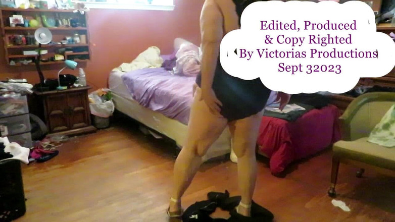 BBW nurse Vicki adventures with friends: Sestřička Vicki Tančí pro tebe striptýz