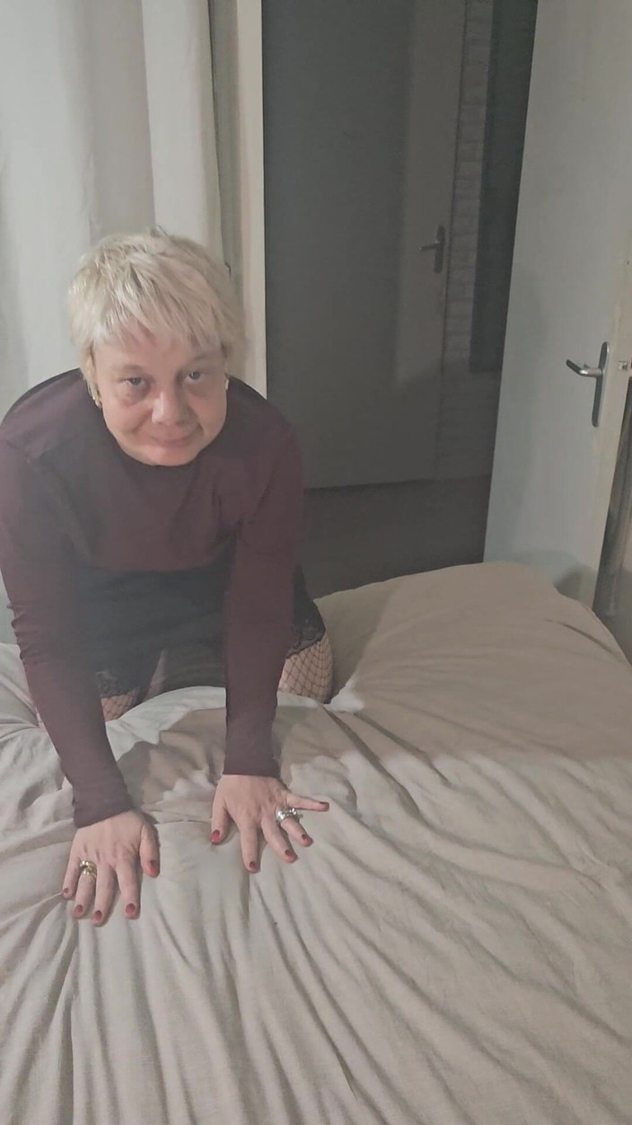 Sofy13: Yang hilang hanyalah kamu datang dan melahapku