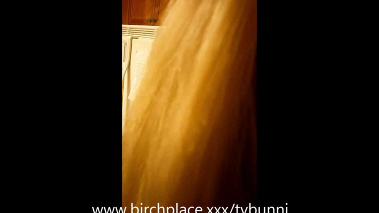 Tia Tizzianni Productions: Lily Demure fodida bolas profundas por Mr. Smith com gozada...